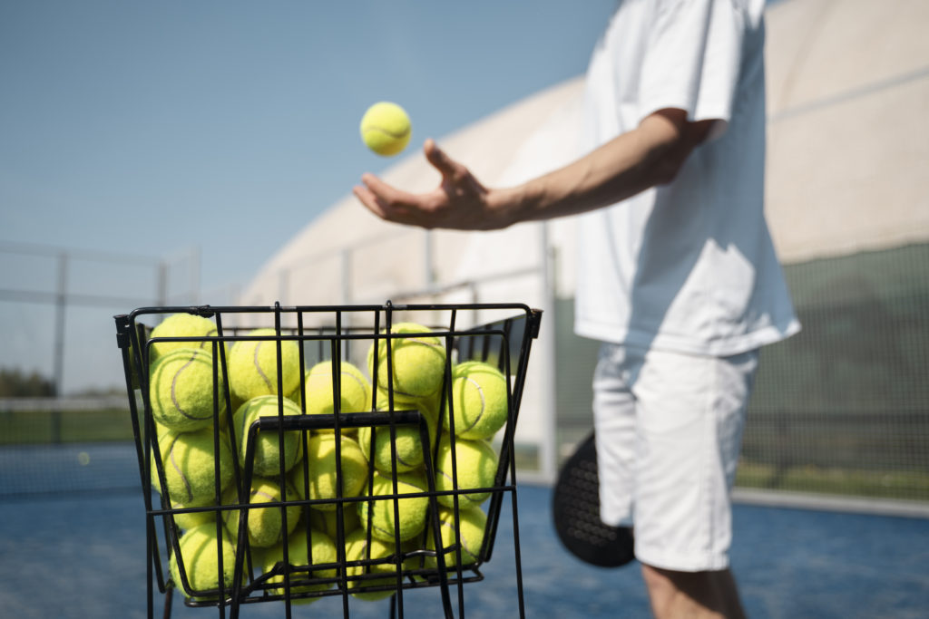 The influence of tiebreaks in tennis